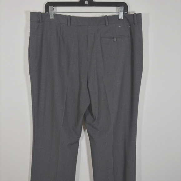 Calvin Klein Modern Fit Gray Career Work Trouser Slacks Dress Pants 16 Grey NWOT - Picture 7 of 8